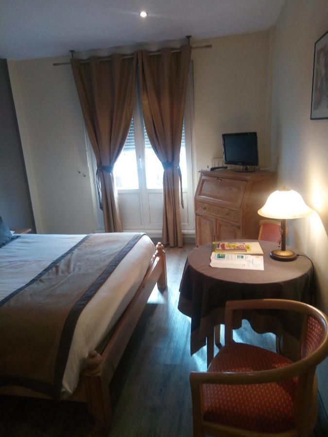 Hotel Restaurant Le Bristol Niederbronn-les-Bains Dış mekan fotoğraf